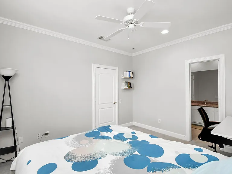 5443 Kansas St — Photo 21