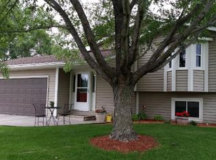 1559 Lamotte Cir, Lino Lakes, MN 55038