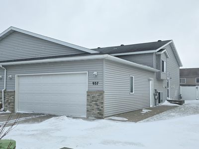 937 36th Ave S, Moorhead, MN, 56560