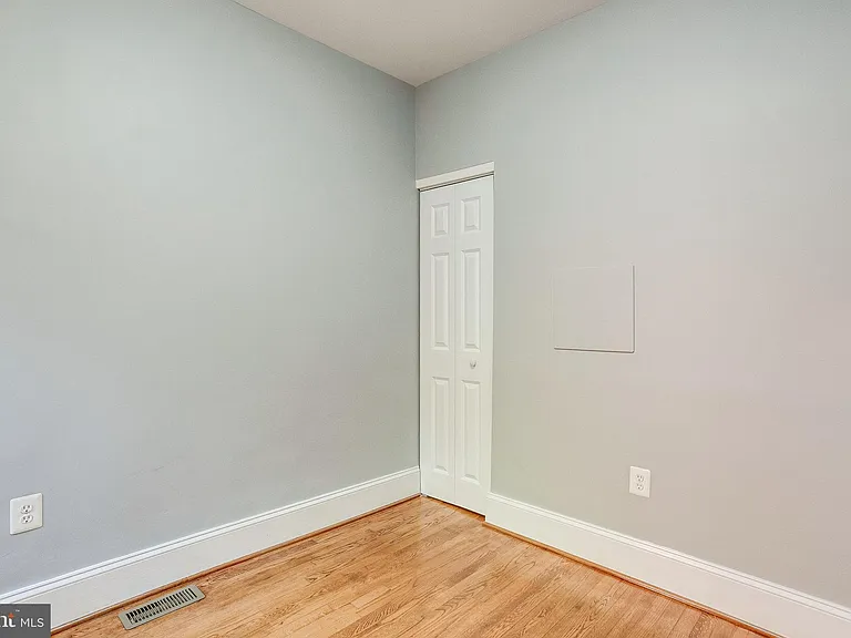 606 Q St NW — Photo 27