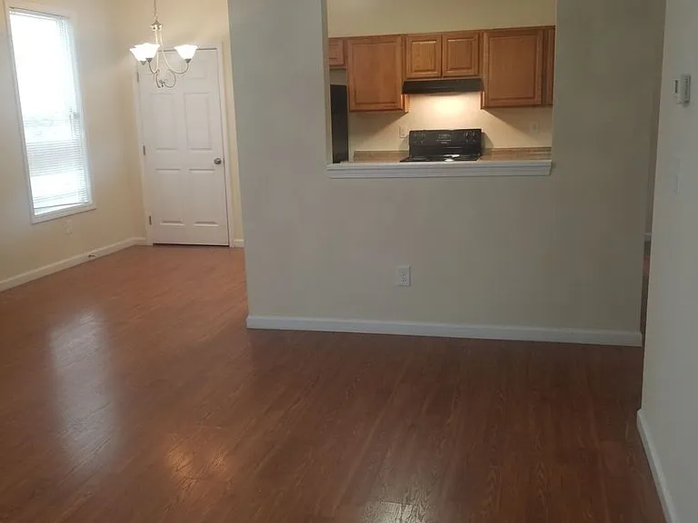1518 Persimmon Trce — Photo 3