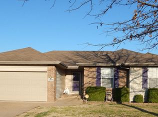 5234 S Hutchinson Ct, Battlefield, MO 65619