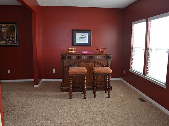 Formal sitting room
