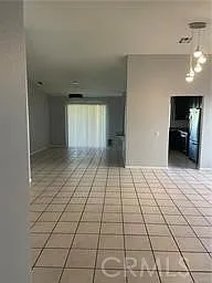 68310 McCallum Way — Photo 4