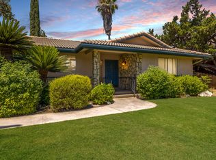 777 N Dickran Dr, Tulare, CA 93274