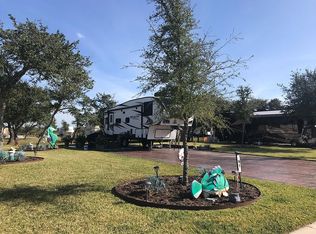 98 Augusta Cir, Aransas Pass, TX 78336