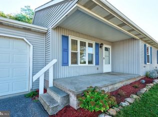 1487 State St, Chambersburg, PA