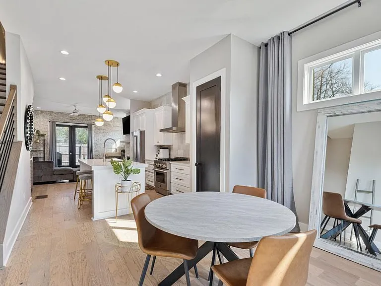 2356 Mason Dr #B-7 — Photo 13