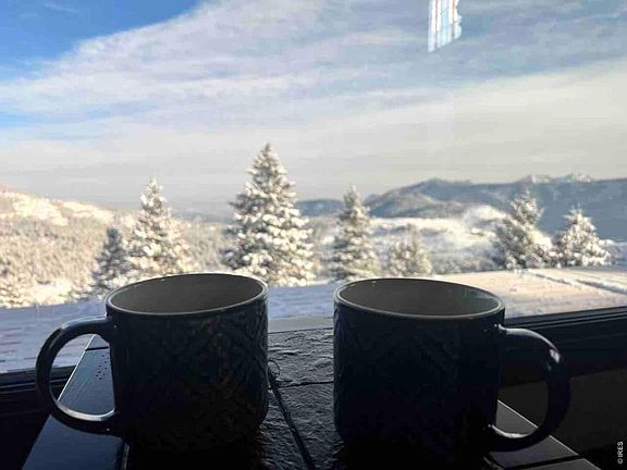 3rd image of 274 Boulder View Rd