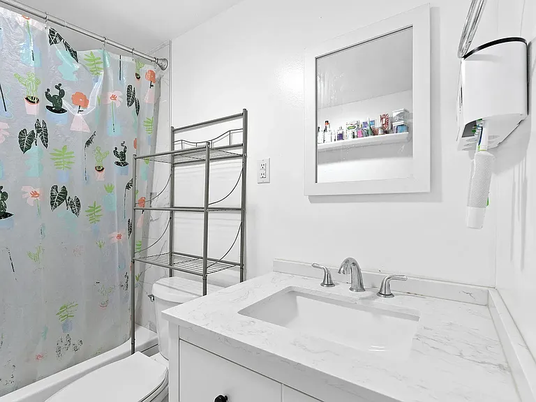 305-307 Hightower Rd #2 — Photo 20