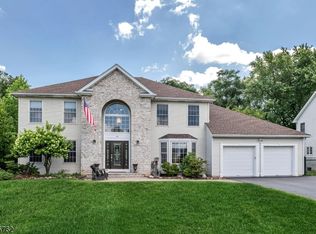 70 Andover Dr, Wayne, NJ 07470