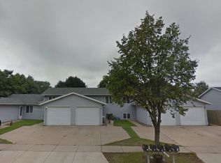 818 Vilas St, Onalaska, WI 54650