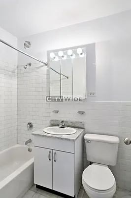 Rented by City Wide Apartments | media 5