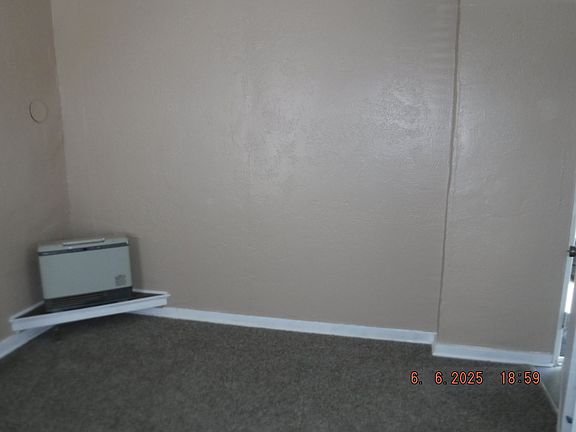 3rd image of 108 N Columbus Ave APT 2