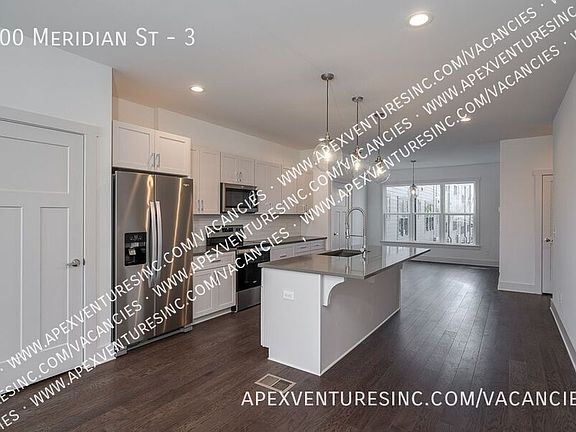3rd image of 900 Meridian St #3