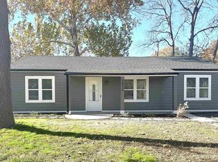 2613 SW Morningside Rd, Topeka, KS 66614
