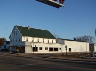 105 E Main St, Coleman, WI 54112