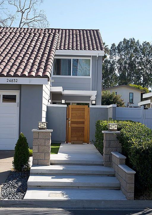 2nd image of 24832 Bent Tree Ln
