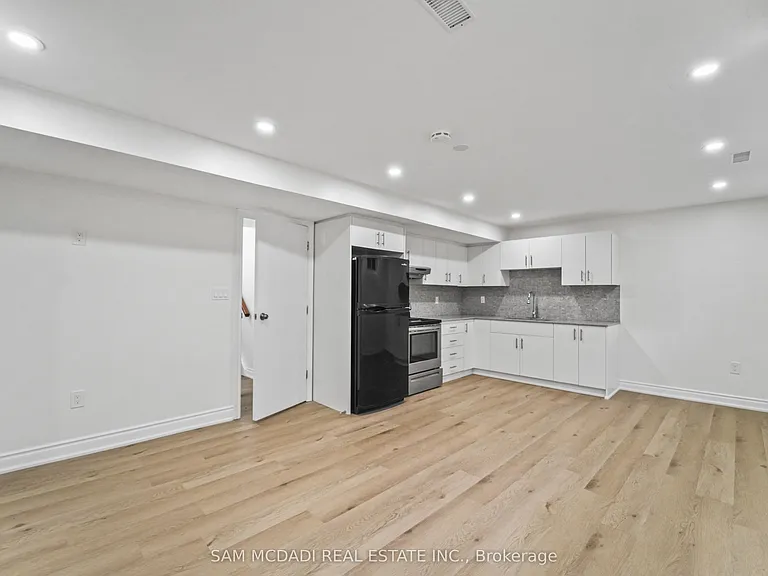1821 Christopher Rd — Photo 6