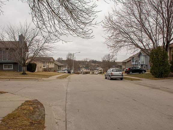 5th image of 6206 N 79th Ave