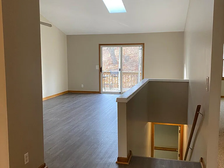 18157 Mohawk Dr — Photo 2