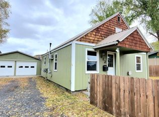 912 SE Combs Flat Rd, Prineville, OR 97754