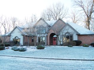 7423 Kings Walk Ln, Sylvania, OH