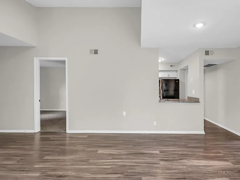 The Nova Apartments — Photo 1