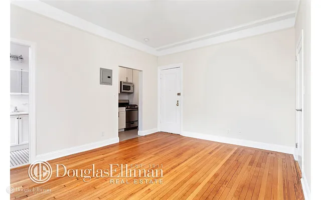 Rented by Douglas Elliman | media 8