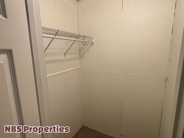 867 N Gallaher View Road Northwestunit #105 — Photo 15