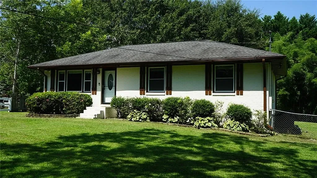 2 bed, 2.0 bath, 1410 sqft, $1,875 — Photo 2