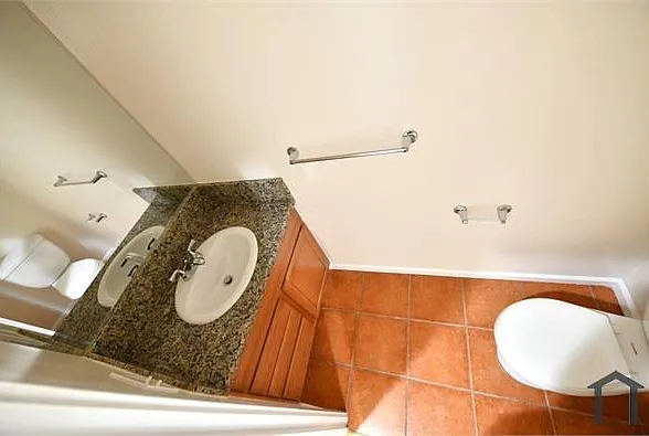 7517 Bancroft Ave — Photo 31
