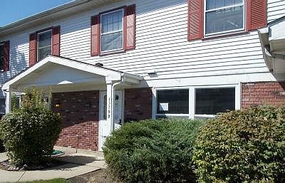 1st image of 1315 Kingsbury Dr Unit D
