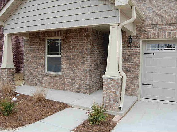 3rd image of 1813 Clayton Cove Dr