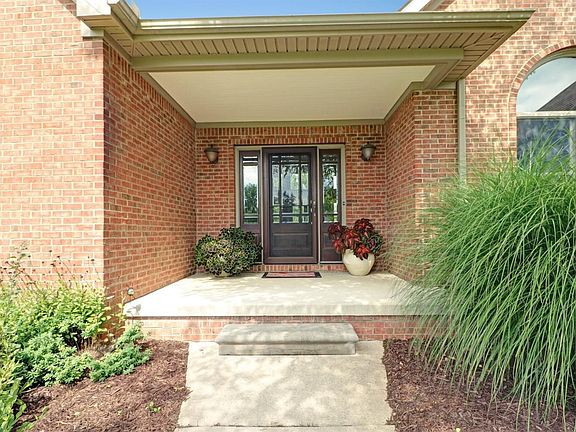 3rd image of 5470 Arbor Meadow Ln
