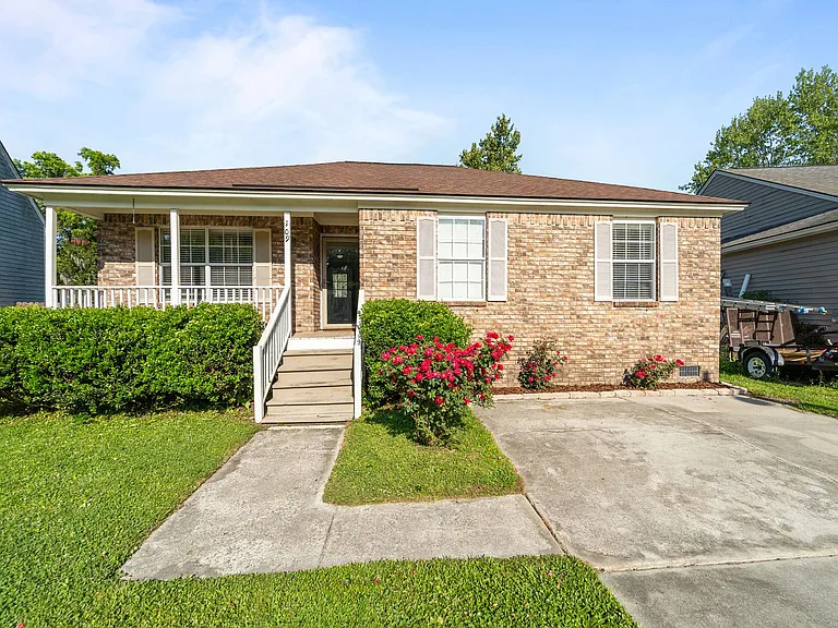 109 Dry Dock Ct — Photo 1