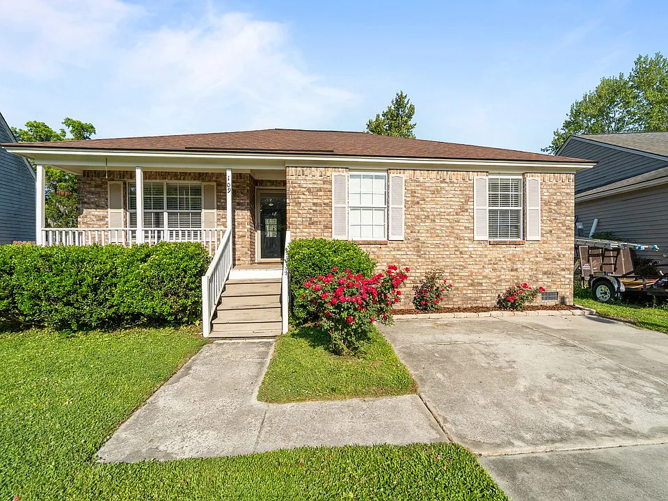 109 Dry Dock Ct