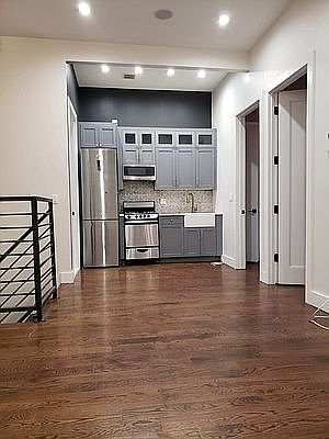 2nd image of 18 Arion Pl #1B