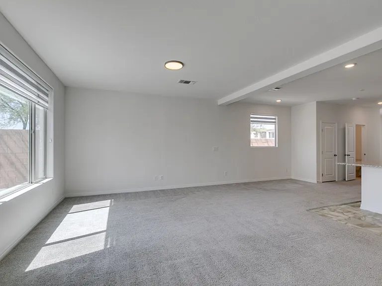 10303 Dallington St — Photo 13