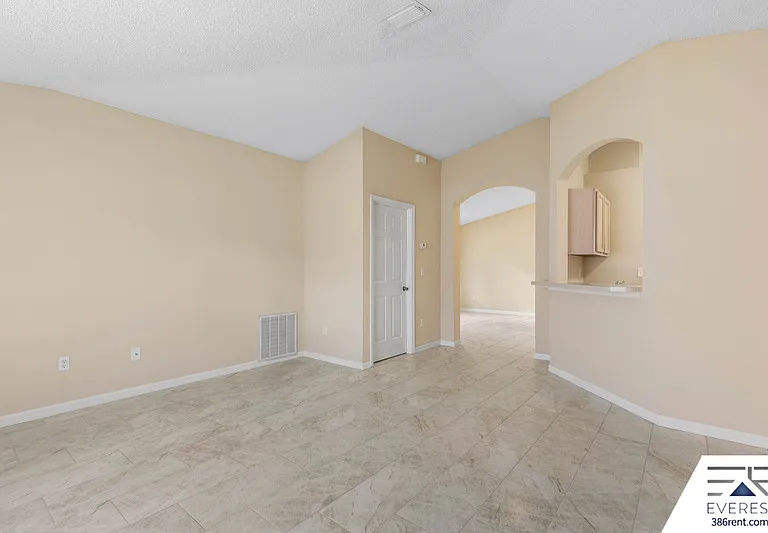 57 Pin Oak Dr — Photo 17
