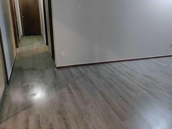 4th image of 1017 SW 81st St #1