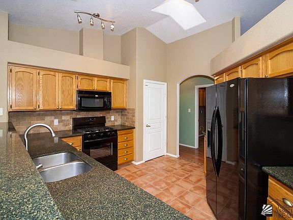 5th image of 8087 E Olive Ann Ln
