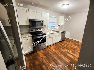 422 Mill St #C, Coraopolis, PA 15108