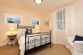 Bedroom 1 :: 5266 Manila