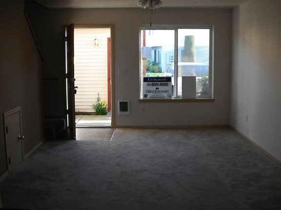 3rd image of 4000 NE 109th Ave Unit 54