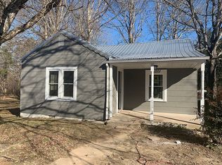 1201 White St, Lexington, NC 27295