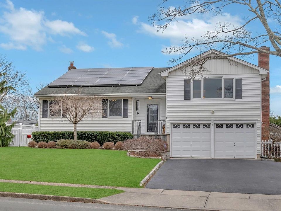 1st image of 7 Amapola Lane
