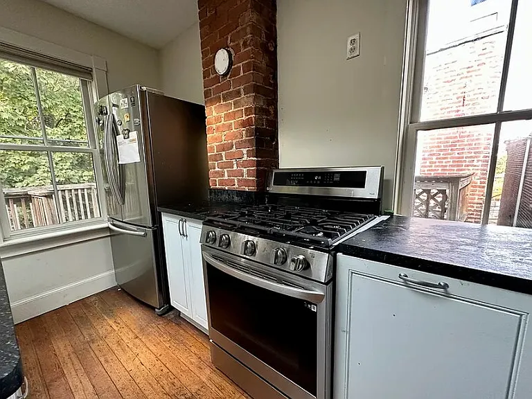 151-153 Highland St #2A — Photo 2