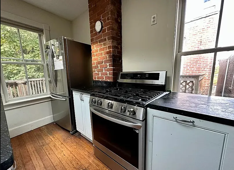 Building Photo - 151-153 Highland St #2A