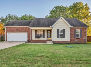 119 River Bend Dr, Pegram, TN 37143